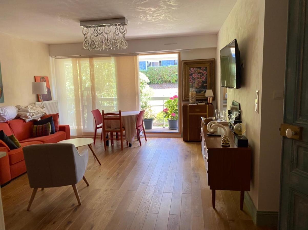 Appartement Monseigneur Vannes Eksteriør billede